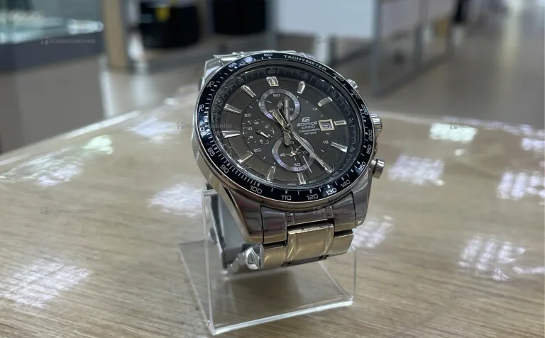 Часы  Casio EF-547