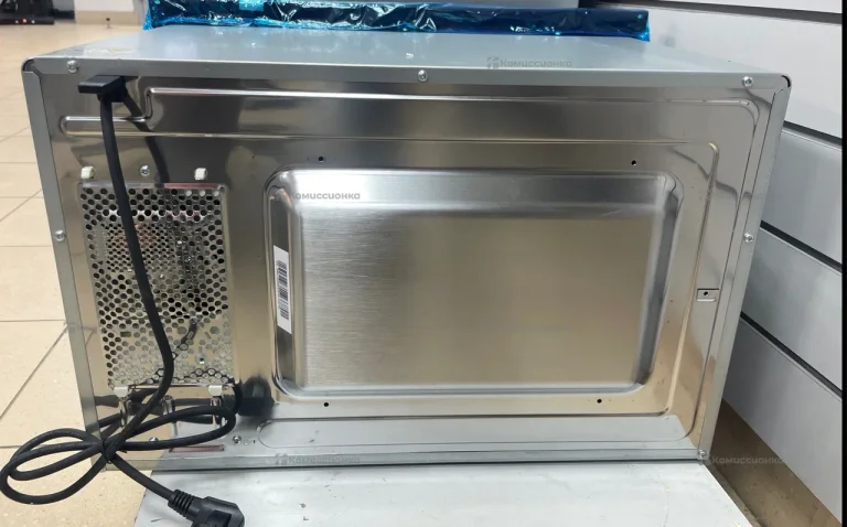 Встраеваемая Микроволновая печь  Kuppersberg HMW 650 BL