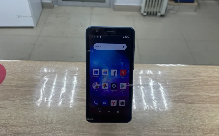 ZTE Blade L8 1/16 ГБ