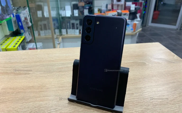 Samsung Galaxy S21 8/128 ГБ