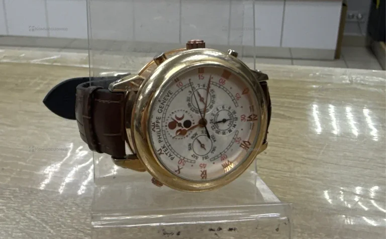 Часы  Patek Philip Geneve