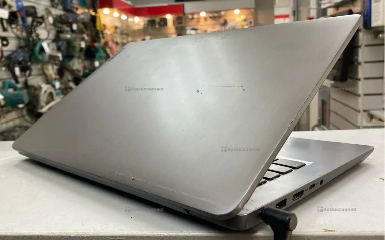 Ноутбук  Lenovo i3-1115G4