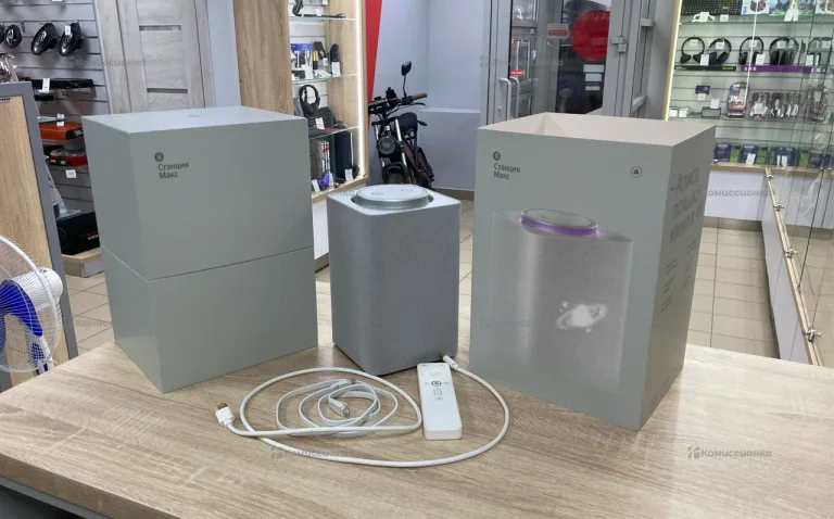 Яндекс Станция Макс