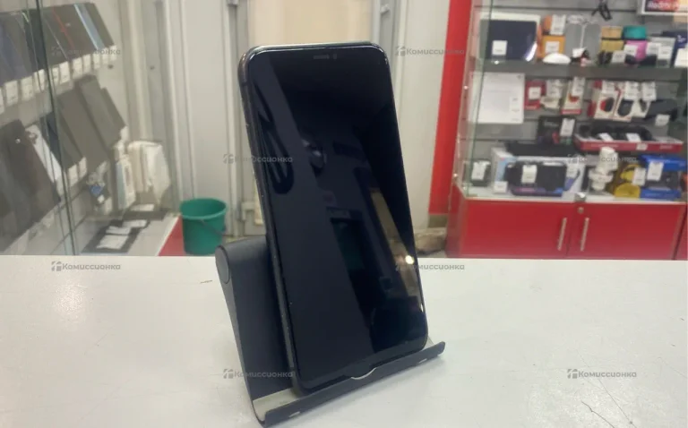 Apple iphone  11 64
