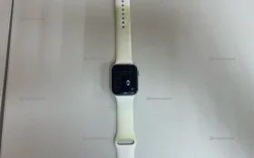 Часы  Apple Watch SE 44mm