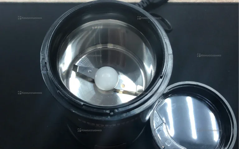 Кофемолка REDMOND RCG-CBM1604