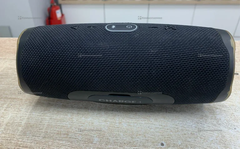 Колонка JBL Charge 4