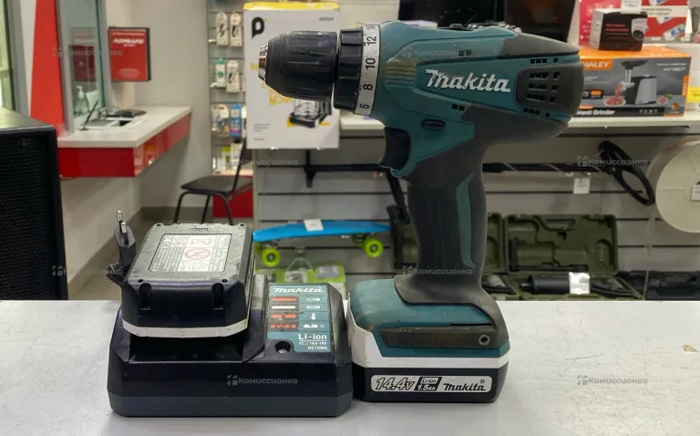 Дрель-шуруповерт makita DF347D