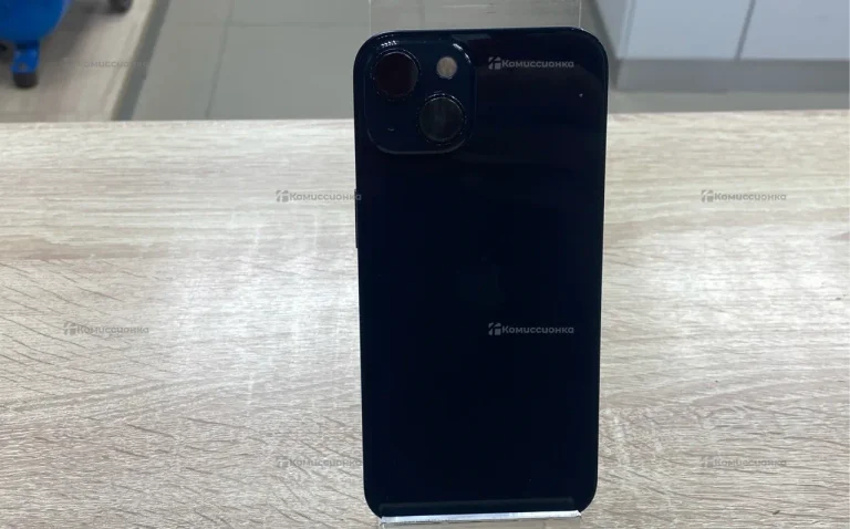 Apple iPhone 13 4/128 ГБ