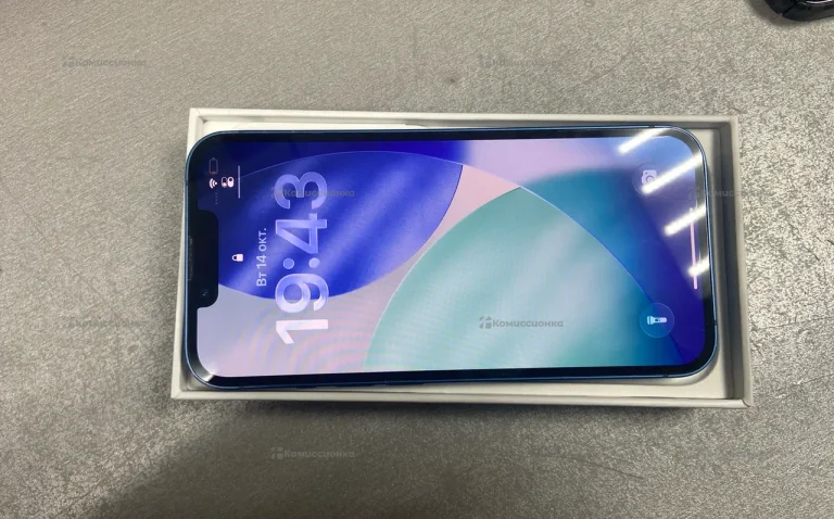 Apple iPhone 13 4/128 ГБ