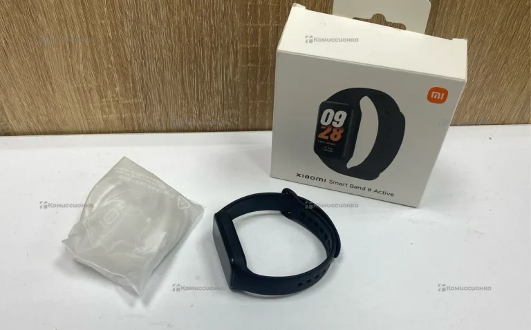 Часы  xiaomi smart band 8 active