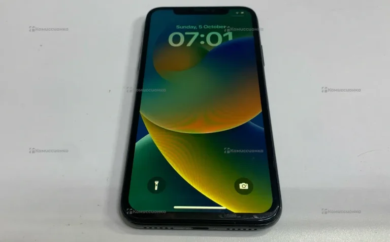 Apple iPhone X 3/64 ГБ