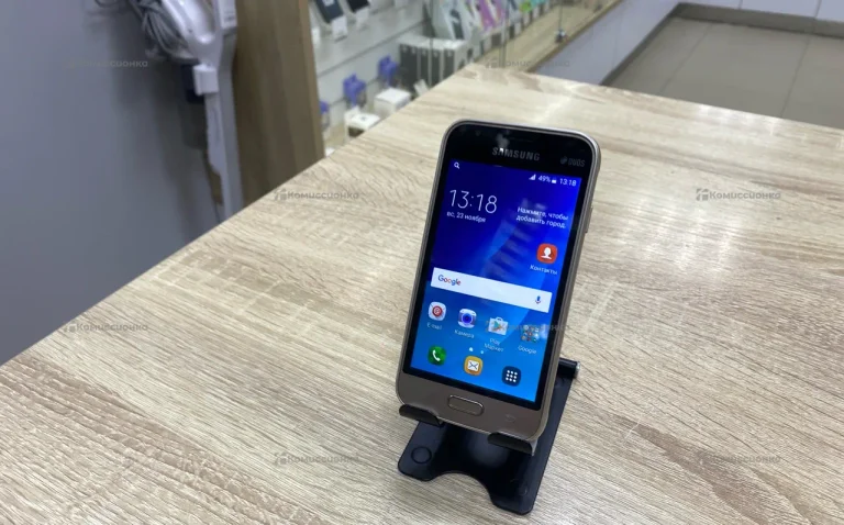 Samsung Galaxy J1 Mini SM-J105H 1/8 ГБ