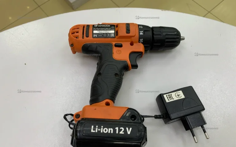 Дрель-шуруповёрт Ермак ДША-12В