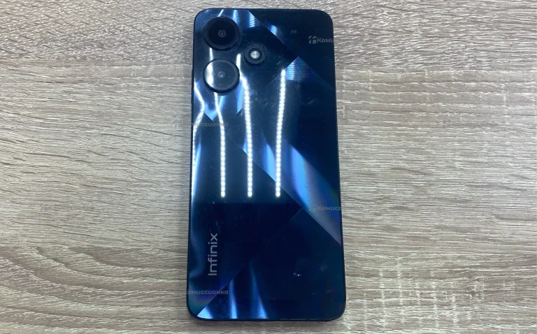 Infinix Hot 30i 4/64 ГБ