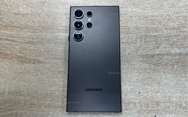 Samsung Galaxy S24 Ultra 12/512 ГБ