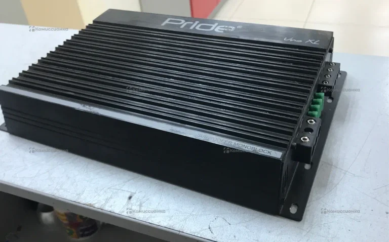Усилитель  моноблок Uni xl