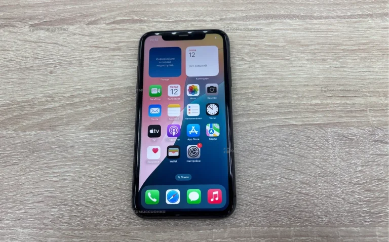 Apple iPhone 11 4/64 ГБ