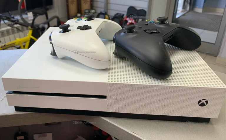 Приставка Xbox one s 1TB