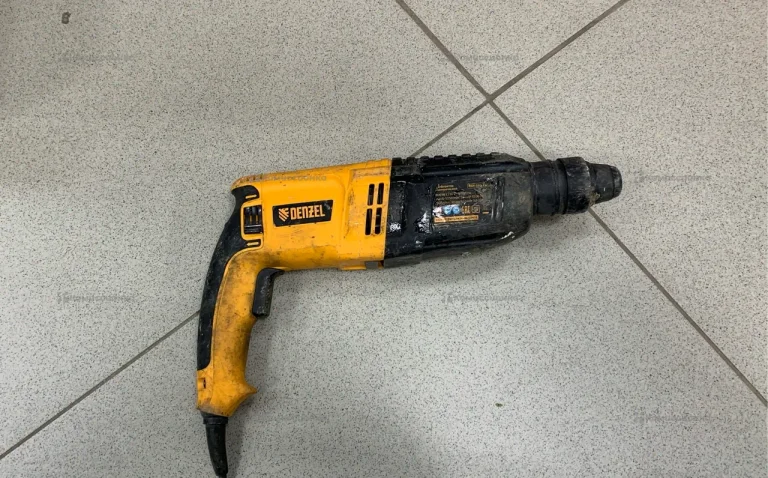 Перфоратор электрический Denzel RHH-800-26