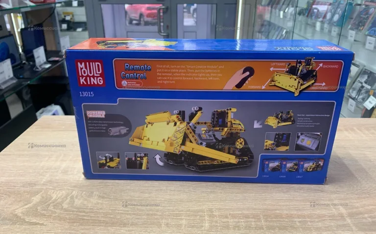 Лего на пульте управления Glory Guardians