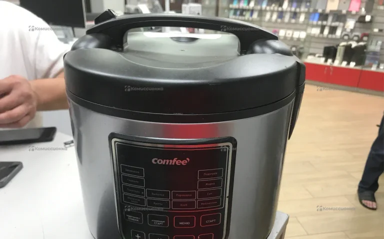 Мультиварка  COMFEE
