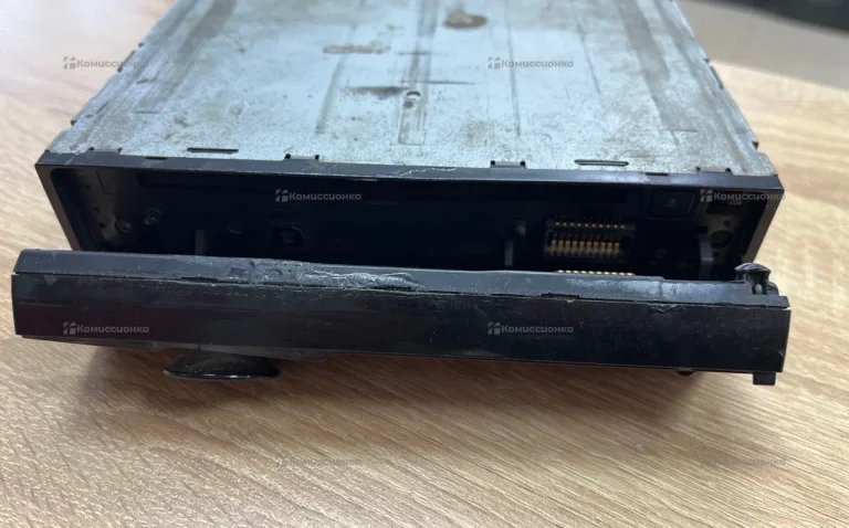 Автомагнитола  Pioneer DEH-9300SD