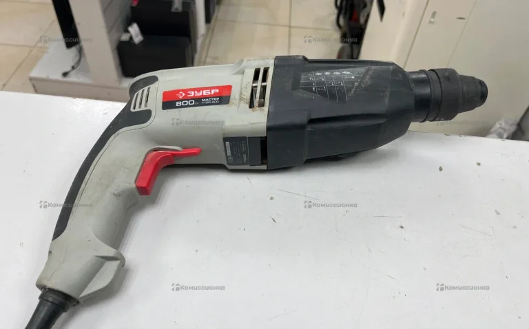 Перфоратор зубр МАСТЕР П26-800