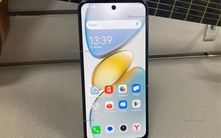 Tecno Spark Go 1 3/64 ГБ