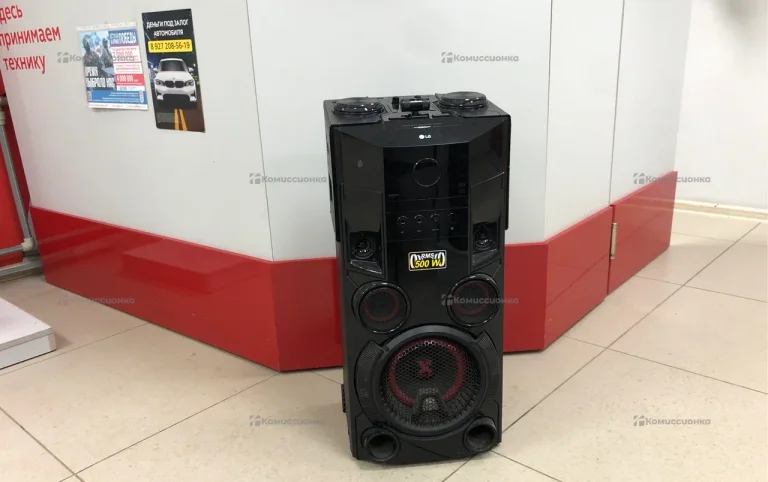 Музыкальный центр  LG OM6560