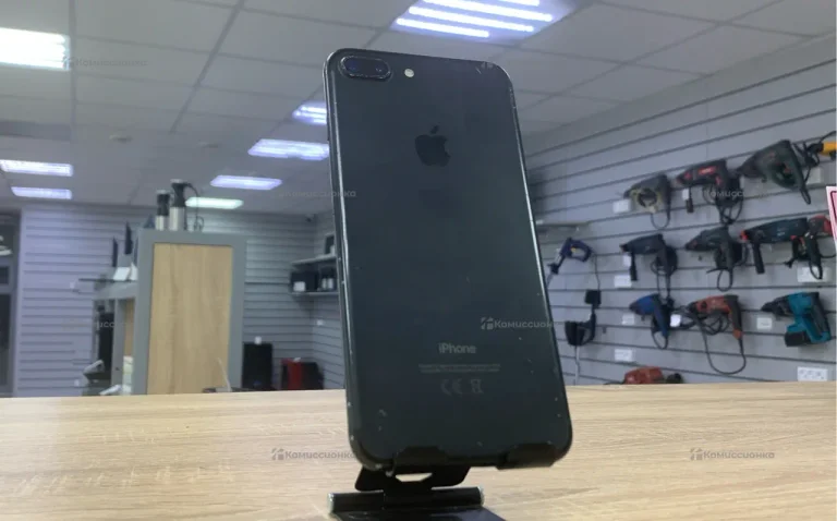 Apple iPhone 7 Plus 3/32 ГБ
