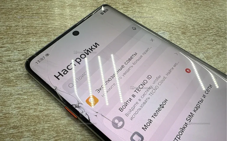 Tecno Camon 40 Pro 12/256 ГБ