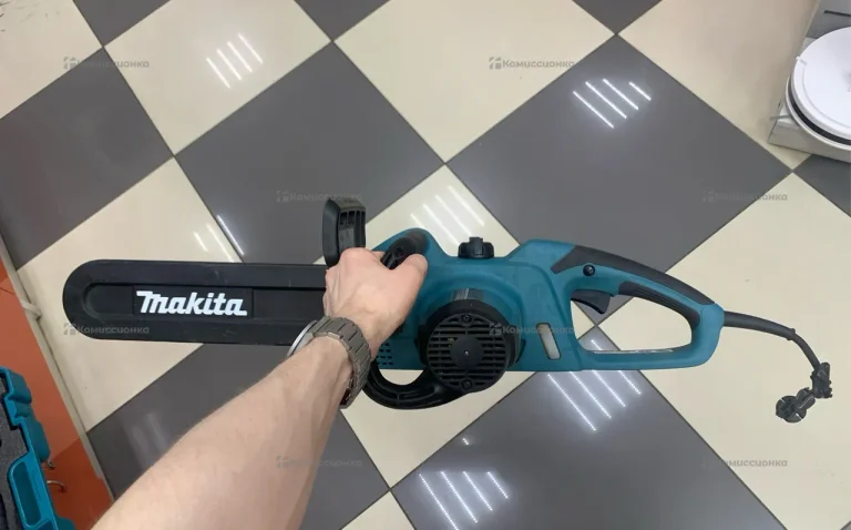 электропила Makita uc3541a