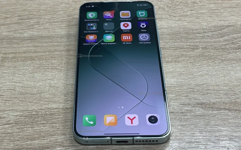Xiaomi 14 12/256Gb