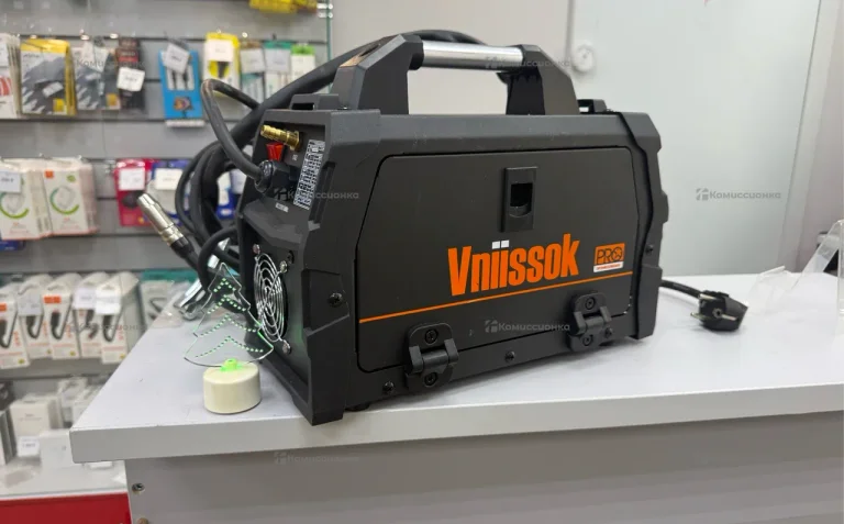 Сварочный аппарат VNIISSOK MIG-205