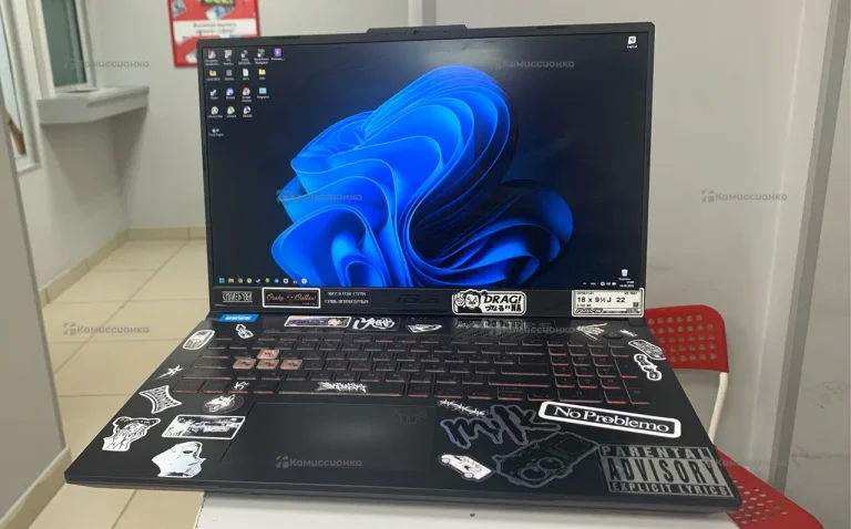 Ноутбук  TUF FX707Z