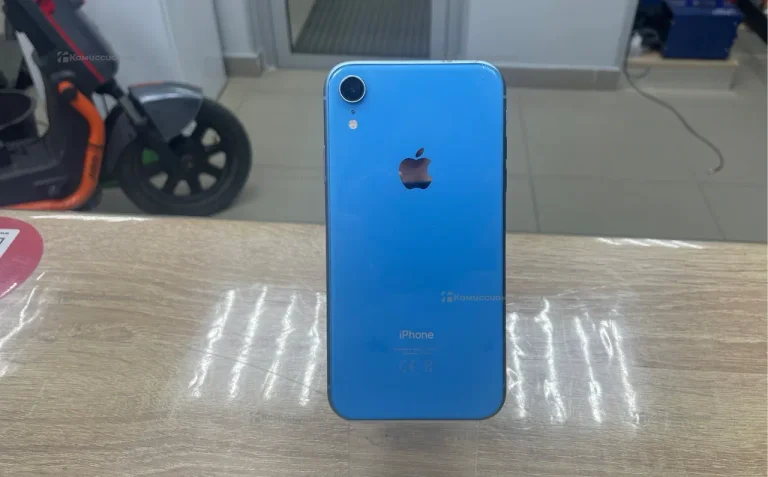 Apple iPhone XR 3/64 ГБ