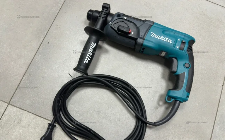 Перфоратор Makita HR2470
