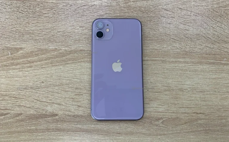 Apple iPhone 11 64 ГБ