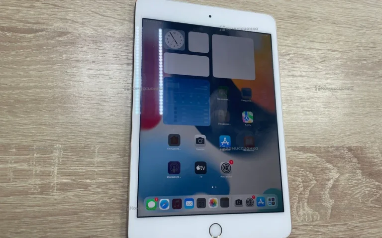 Планшет Apple iPad mini 4 128Gb Wi-Fi + Cellular