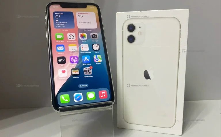 Apple iPhone 11 4/128 ГБ
