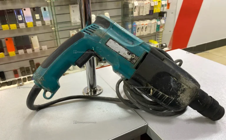 Перфоратор makita HR2450