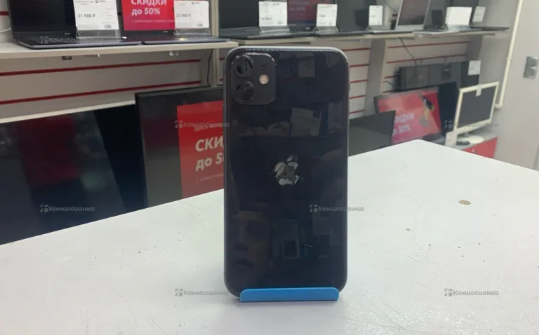 Apple iPhone 11 4/64 ГБ