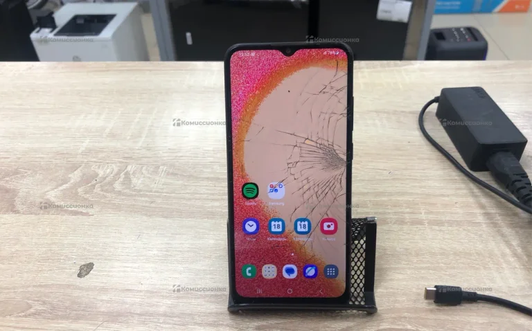 Samsung Galaxy A04e 3/32 ГБ.