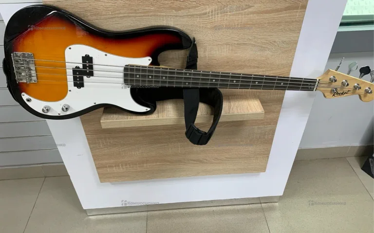 Электрогитара Rocket