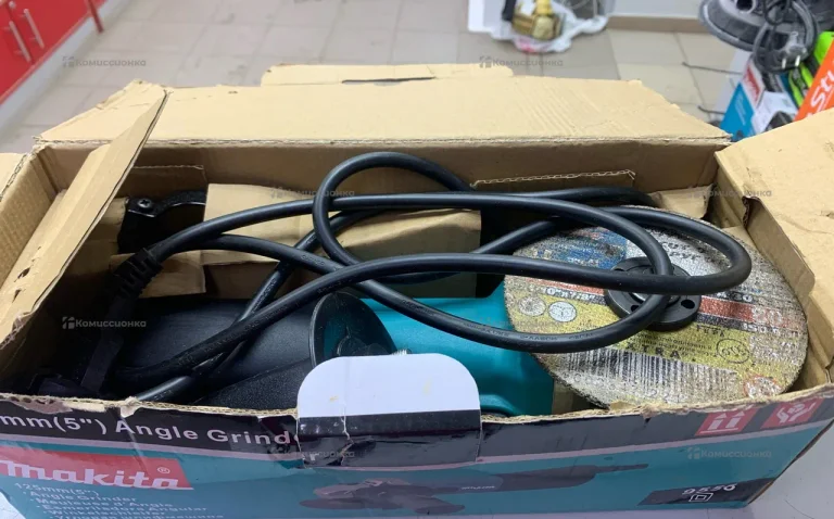 Ушм Makita 9558 реплика