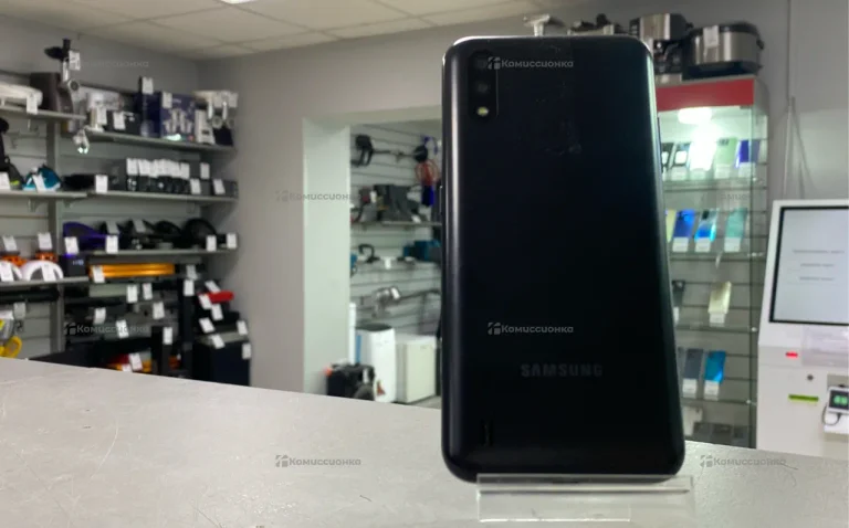 Samsung Galaxy M01 3/32 ГБ