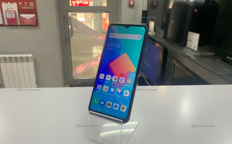 Tecno Spark 8 4/64 ГБ