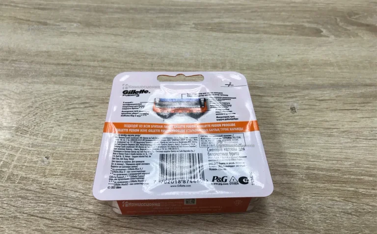 Кассеты для бриться  Gillette fusion5  4шт