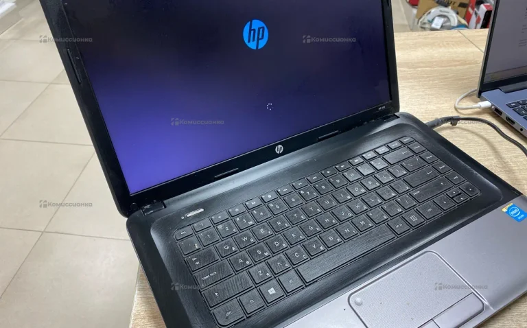 Ноутбук  HP hewlett-packard hp250